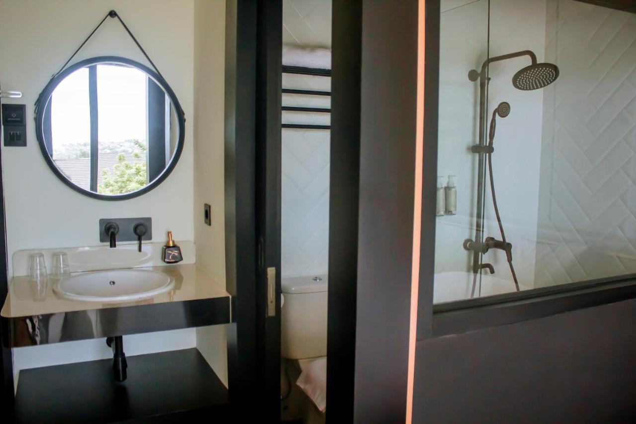 Gaia Hotel Ternate Εξωτερικό φωτογραφία